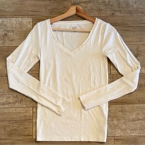 GAP White V-Neck Long Sleeve Top